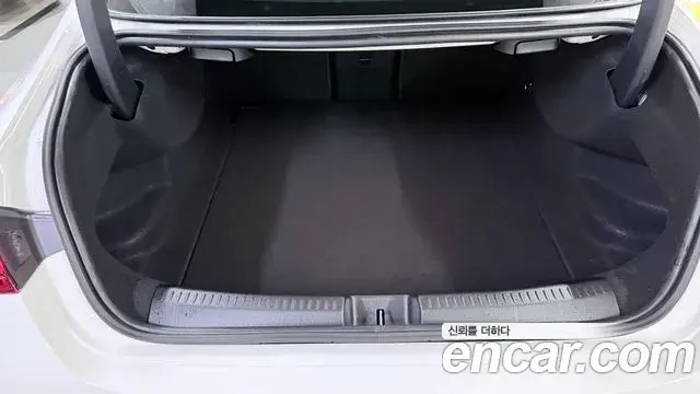 Mercedes-Benz CLA-Class 2026 — Photo 16/20