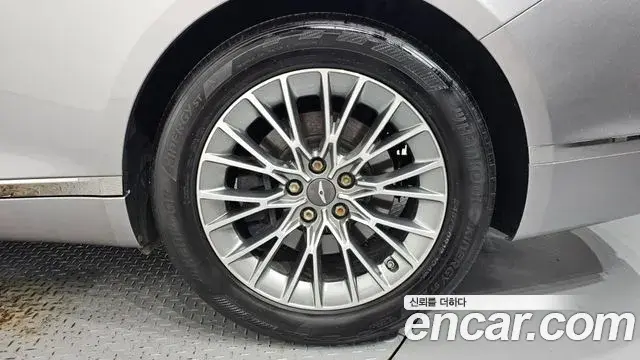 Genesis G80 2022 — ფოტო 15/38