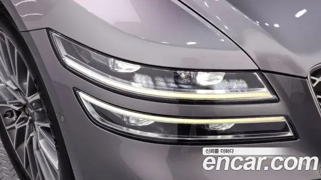 Genesis G80 2022 — ფოტო 35/38