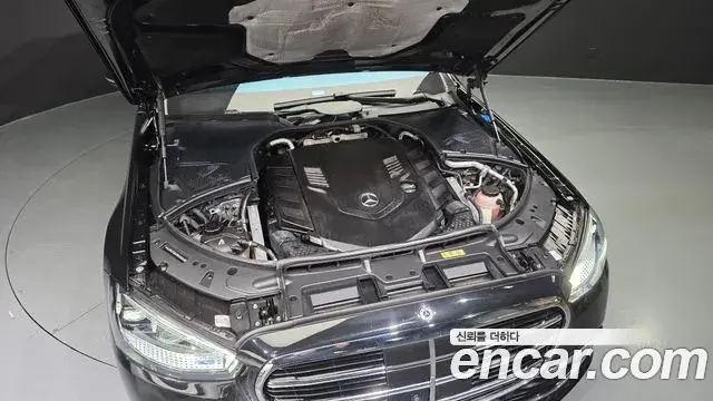 Mercedes-Benz S-Class 2021 — Фото 6/20