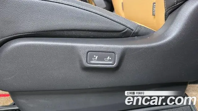Kia Carnival 2022 — Фото 17/20
