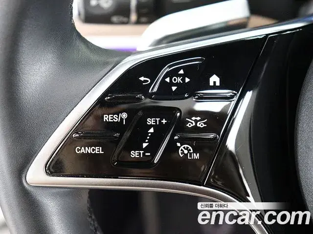 Mercedes-Benz E-Class 2023 — Photo 16/20
