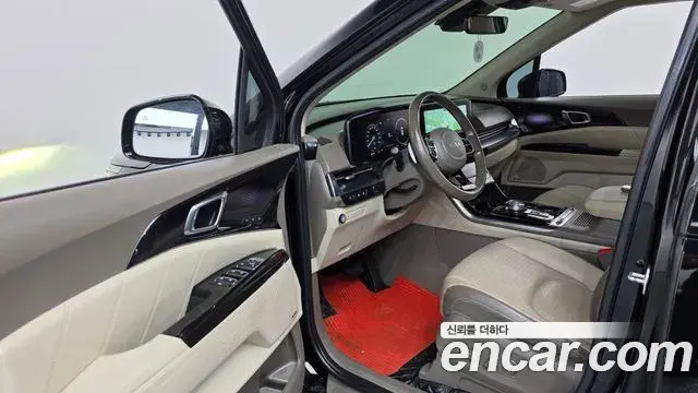 Kia Carnival 2022 — Фото 10/20