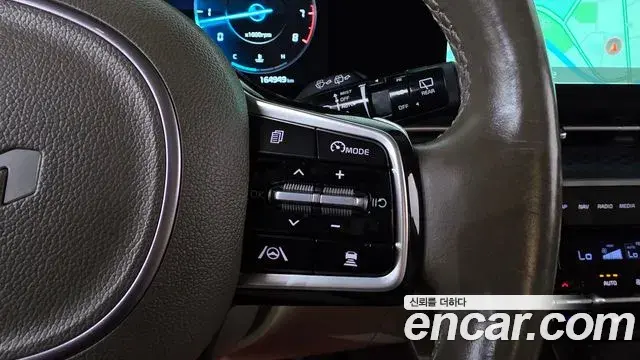 Kia Carnival 2022 — Фото 17/20