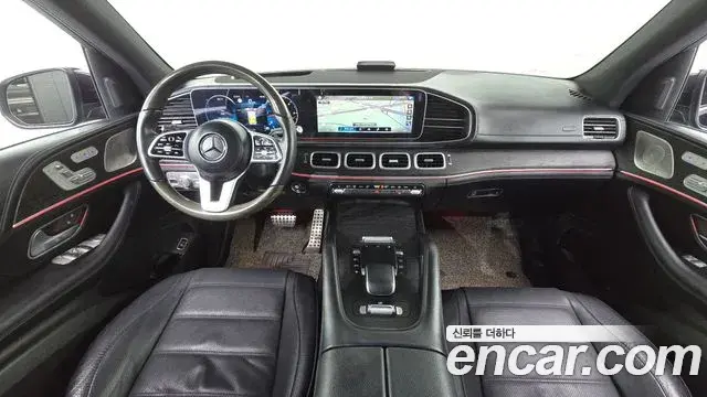 Mercedes-Benz GLS-Class 2022 — Photo 7/39