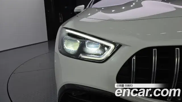Mercedes-Benz AMG GT 2022 — Şəkil 10/36