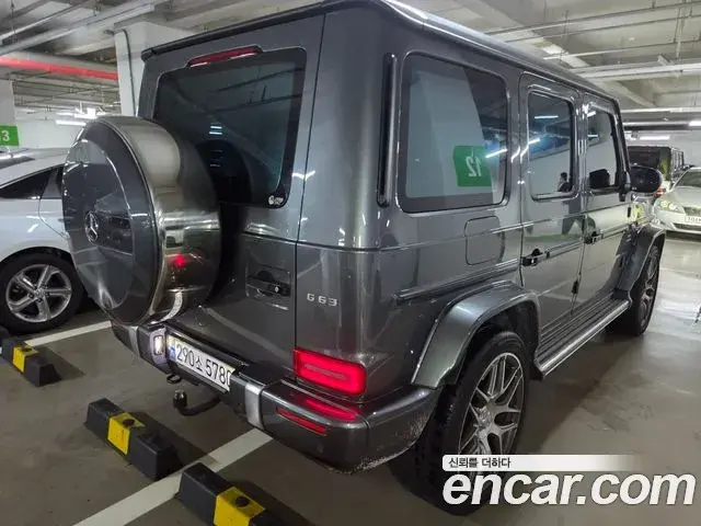 Mercedes-Benz G-Class 2022 — Photo 11/13
