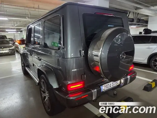 Mercedes-Benz G-Class 2022 — Photo 6/13