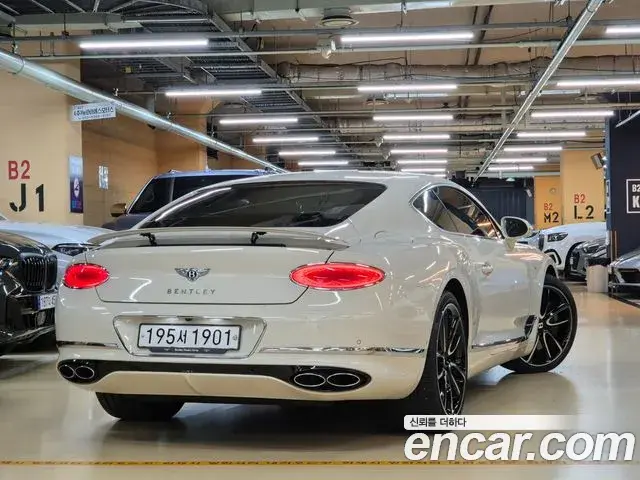 Bentley Continental GT 2022 — ფოტო 9/20