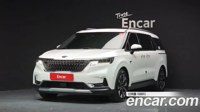 Kia Carnival 2021 — Фото 1/20