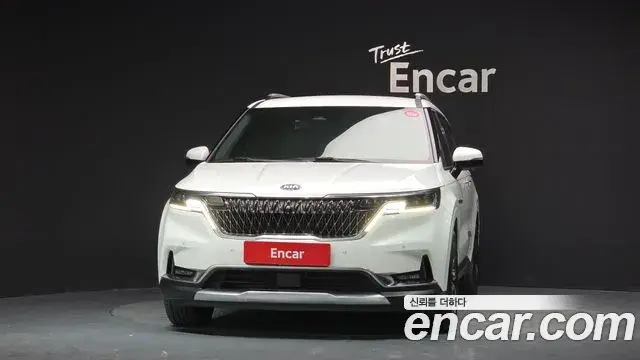 Kia Carnival 2021 — Фото 3/20