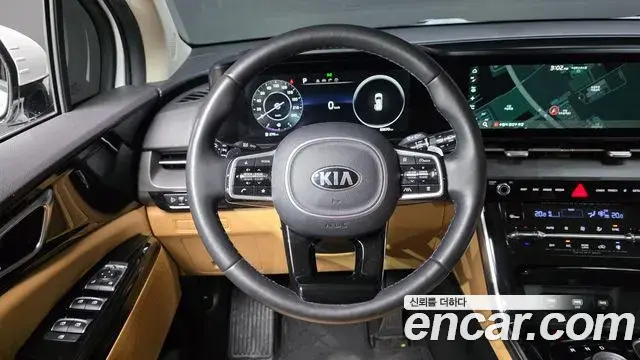 Kia Carnival 2021 — Фото 13/20