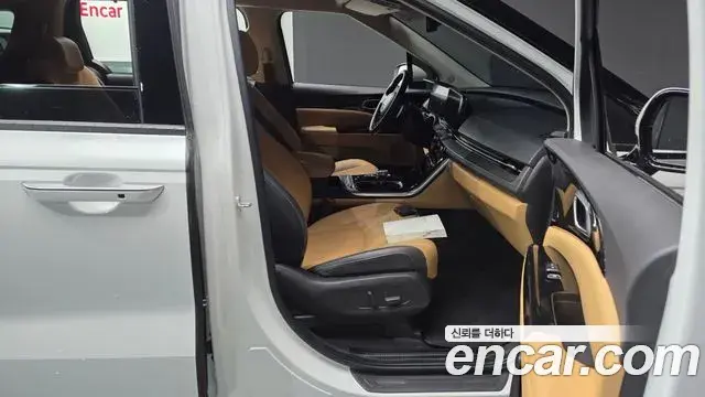 Kia Carnival 2021 — Şəkil 19/34