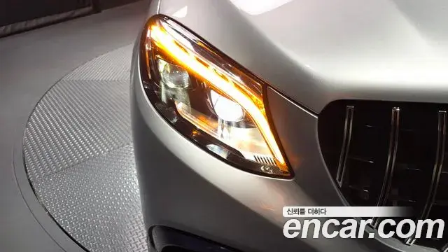 Mercedes-Benz GLE-Class 2019 — ფოტო 8/34