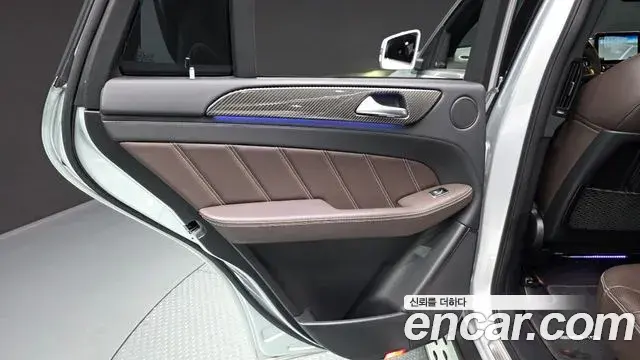 Mercedes-Benz GLE-Class 2019 — ფოტო 9/34