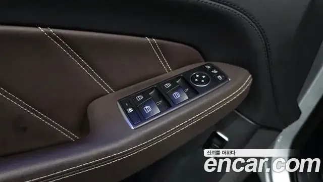 Mercedes-Benz GLE-Class 2019 — ფოტო 23/34