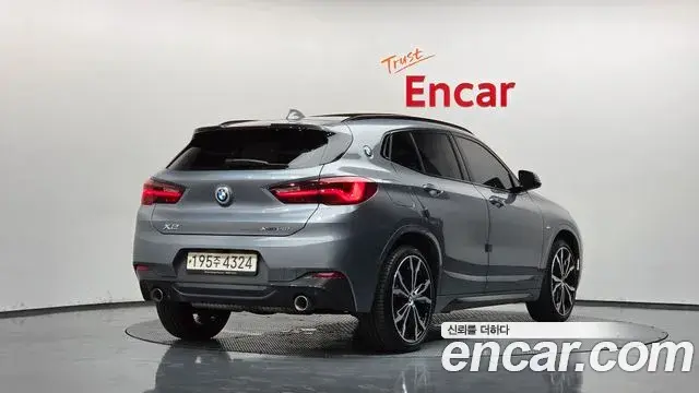 BMW X2 2023 — Photo 11/34