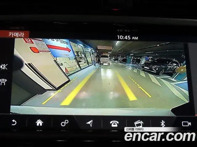 Land Rover Discovery Sport 2020 — Фото 13/20