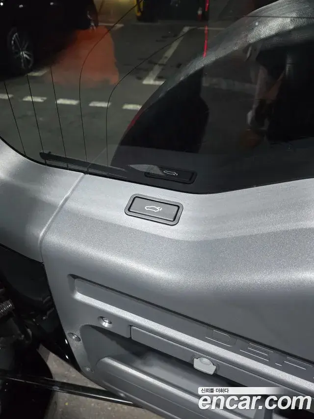 Land Rover Defender 2020 — Şəkil 17/18