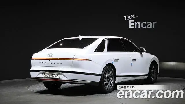 Hyundai Grandeur 2023 — Фото 2/20