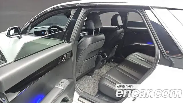 Hyundai Grandeur 2023 — Фото 11/20