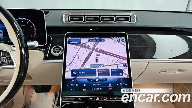 Mercedes-Benz S-Class 2021 — ფოტო 33/37