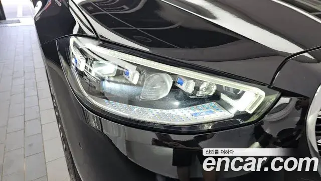 Mercedes-Benz S-Class 2021 — ფოტო 27/37