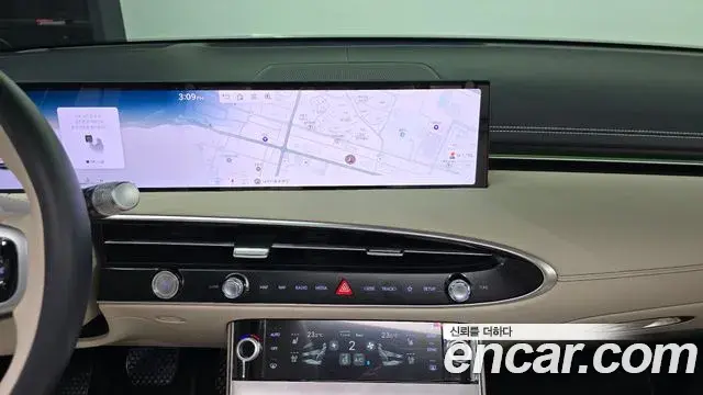 Genesis GV70 2024 — ფოტო 13/30