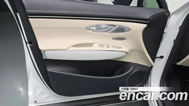 Genesis GV70 2024 — ფოტო 7/30