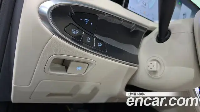 Genesis GV70 2024 — ფოტო 21/30