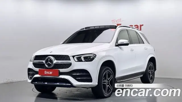 Mercedes-Benz GLE-Class 2020 — Фото 1/20