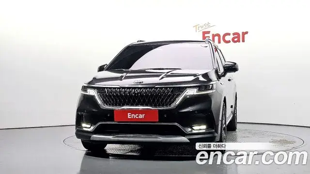 Kia Carnival 2020 — Фото 3/20