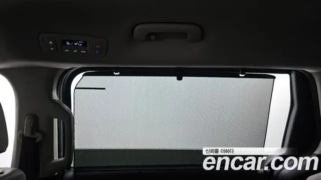 Kia Carnival 2020 — Şəkil 26/35