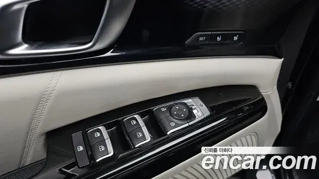 Kia Carnival 2020 — Şəkil 27/35