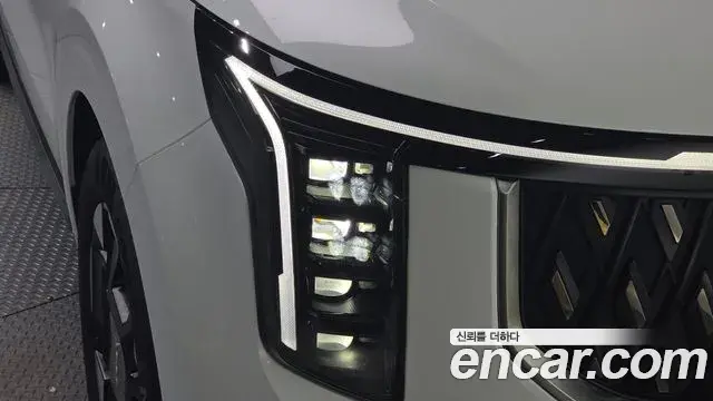Kia Carnival 2024 — Şəkil 10/36