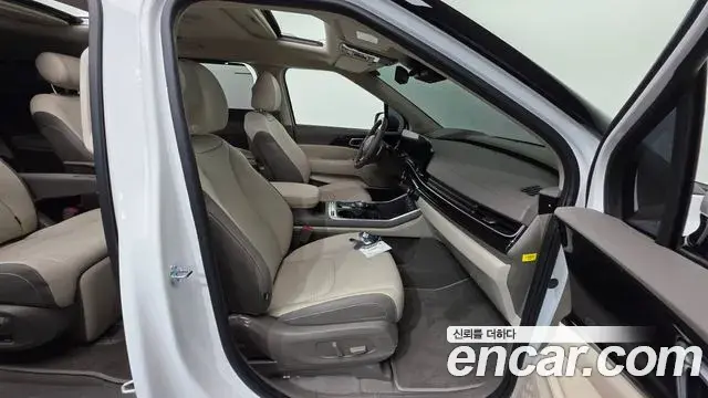 Kia Carnival 2024 — Şəkil 17/36