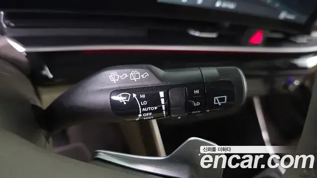 Kia Carnival 2024 — Şəkil 21/36