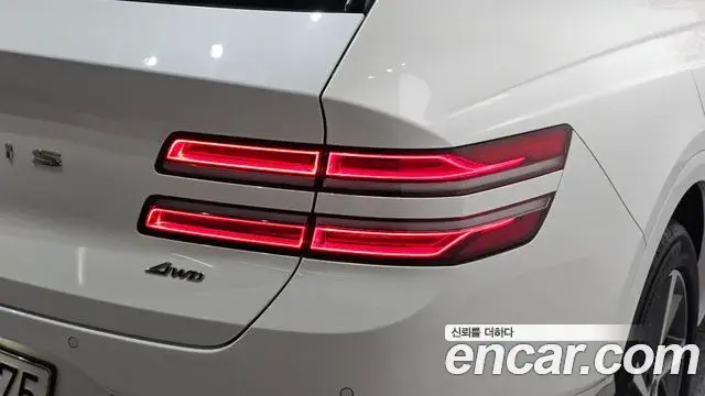 Genesis GV80 2024 — Photo 19/33