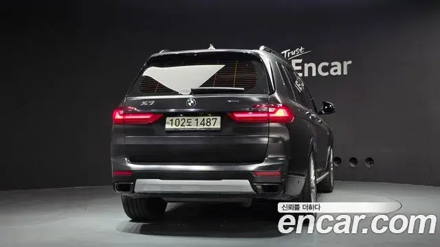 BMW X7 2020 — Фото 4/20