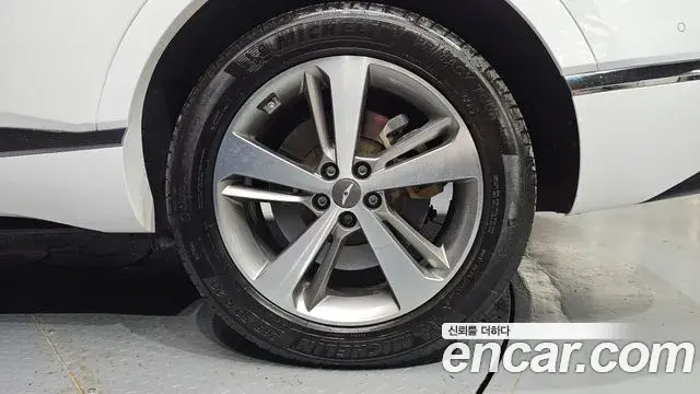 Genesis GV80 2020 — ფოტო 23/30