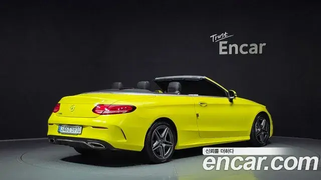 Mercedes-Benz C-Class 2020 — ფოტო 2/20