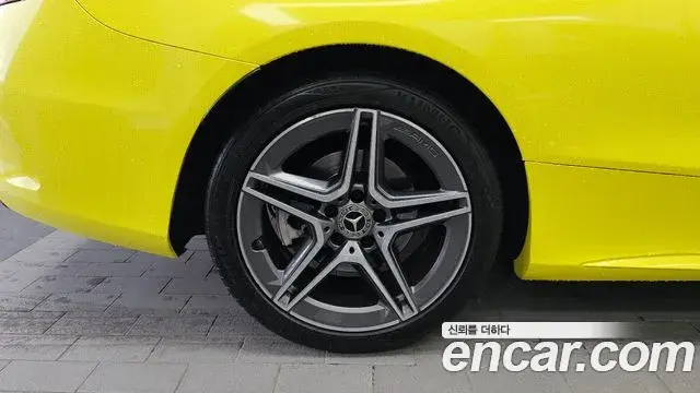 Mercedes-Benz C-Class 2020 — ფოტო 16/20