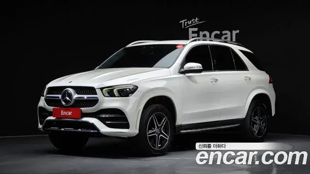 Mercedes-Benz GLE-Class 2019 — Фото 1/20