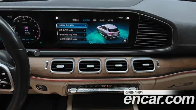 Mercedes-Benz GLE-Class 2019 — Фото 14/20