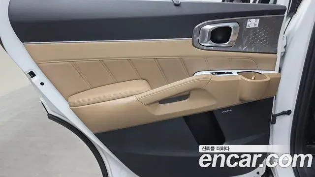 Kia Sorento 2024 — ფოტო 8/34