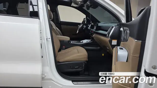 Kia Sorento 2024 — ფოტო 19/34