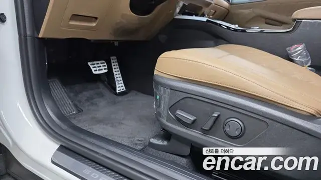 Kia Sorento 2024 — ფოტო 30/34