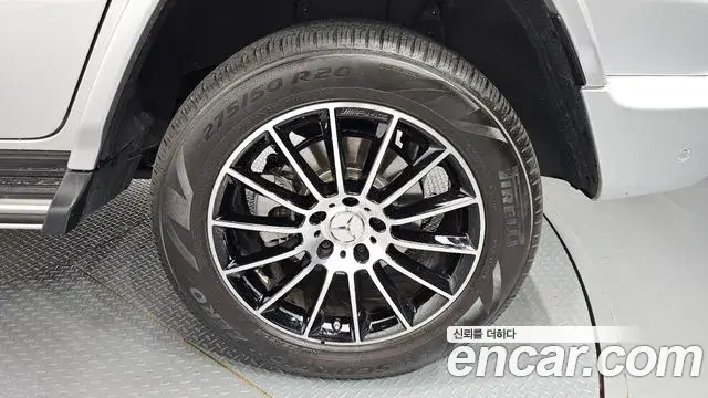 Mercedes-Benz G-Class 2023 — Photo 1/31