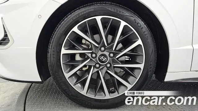 Hyundai Sonata 2019 — Фото 5/20