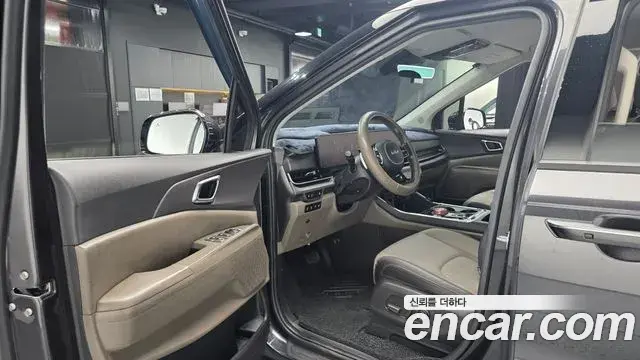 Kia Carnival 2024 — Фото 10/20
